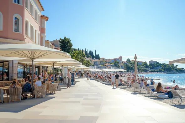 Otkrij čari Slovenske Istre kroz šarmantne primorske gradove: živopisni Koper, romantični Piran, mondeski Portorož i slikovitu Izolu. Spoj italijanske arhitekture i slovenske tradicije na obali Jadrana.